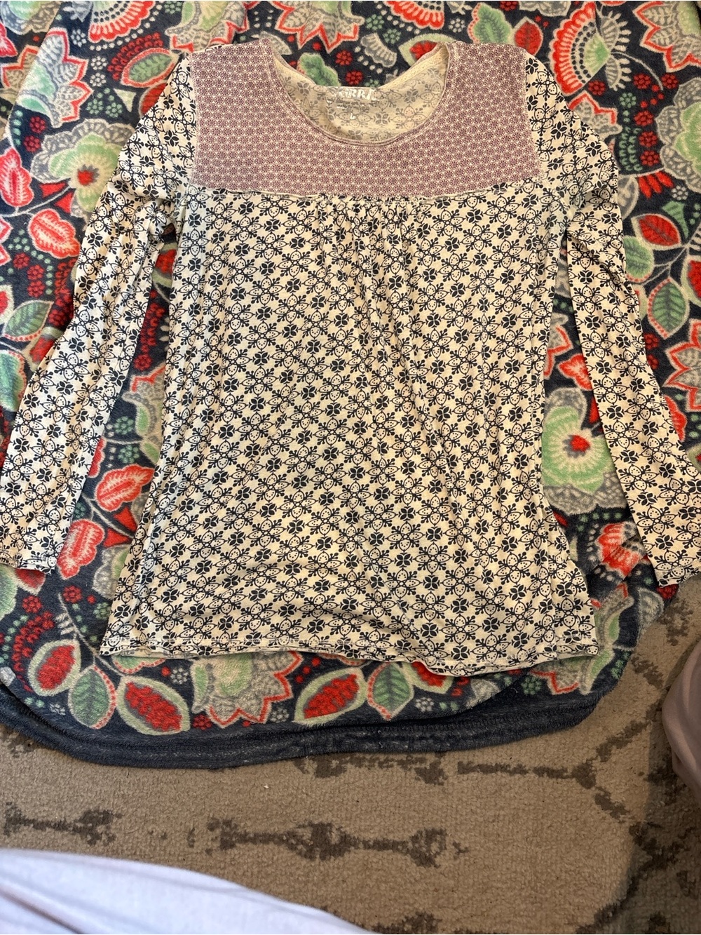 Kirra Women’s Long Sleeve Patterned Top - Lavender Yoke, Black & White Print